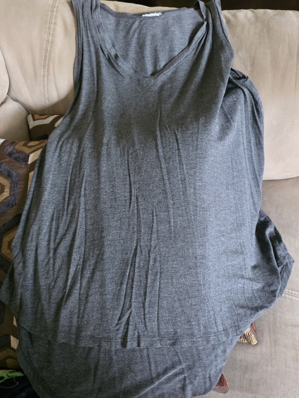 Freeloader V-neck Tank M/l